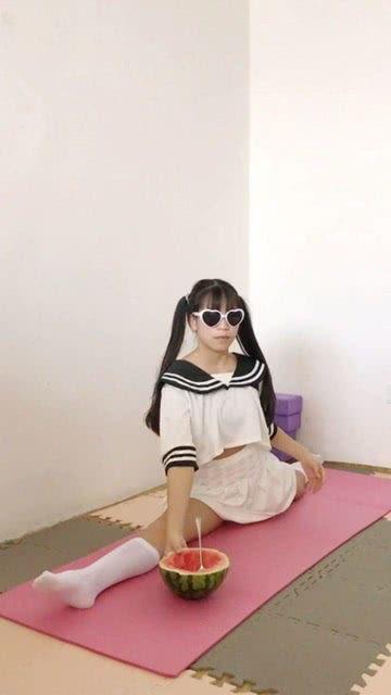 吃瓜萝莉,揭秘娱乐圈幕后故事