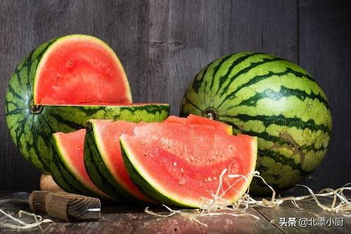 排排汗吃瓜视频,揭秘夏日消暑新潮流
