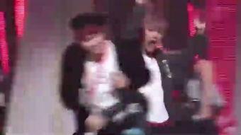 韩国吃瓜跳舞,吃瓜跳舞，解锁国民娱乐新风尚